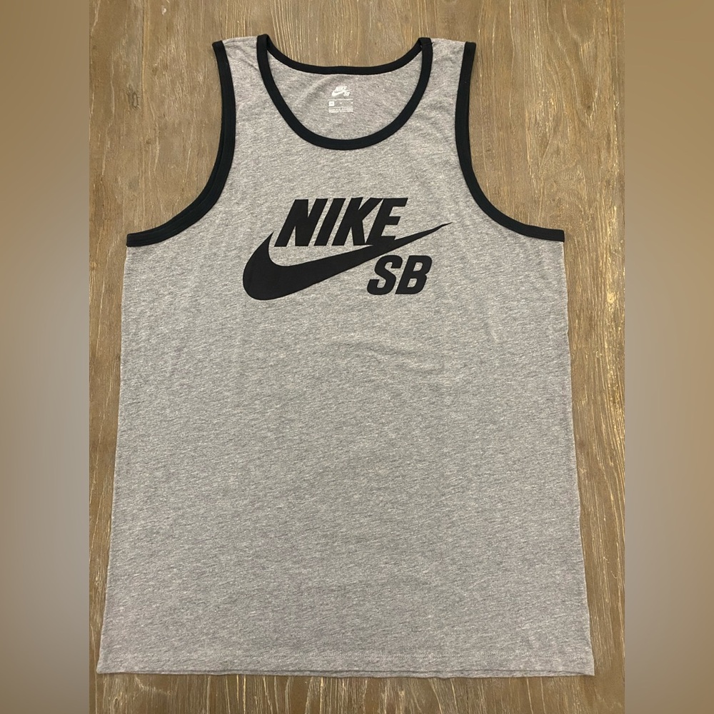 Men’s Nike SB Tank Top Medium